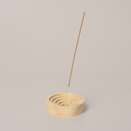 A solid array of cedar, natural color, 10 x2.5 cm