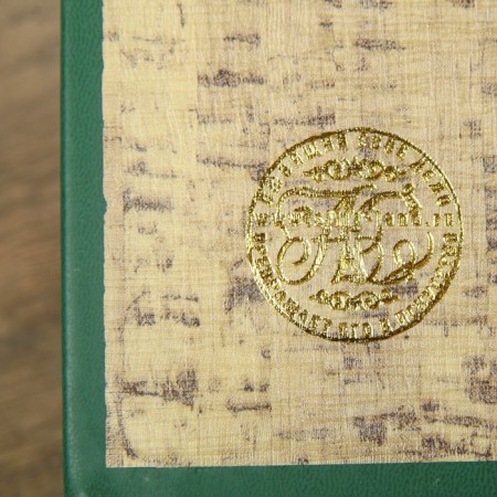 Safe wood book embossing "for good luck in business and business" 21x13x5cm-5