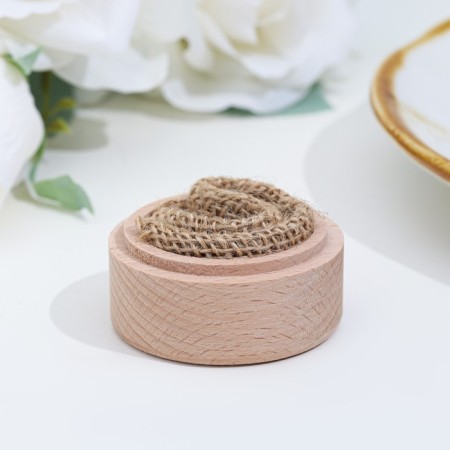 Mr. and Mrs. rings box-1