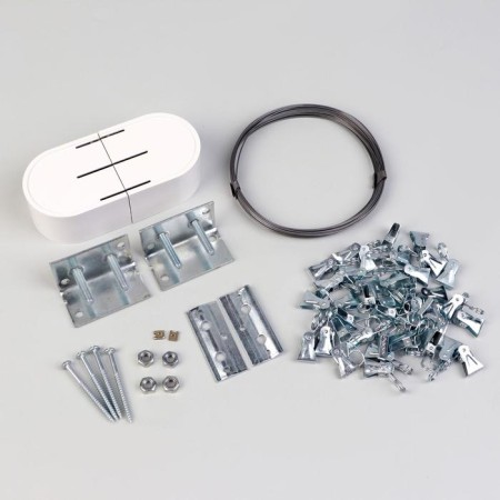 Carnish-string 7 m, with metal clamps, 40 pcs, white color