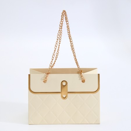 Packet for flowers, handle chain, "cream", with gold embossing, 15 x 10.5 x 10 cm-1