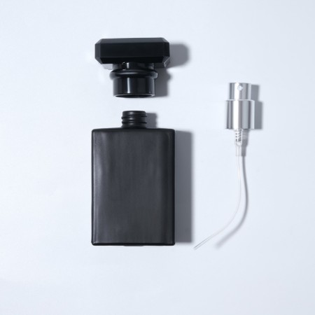 Glass bottle for perfume, with a spray, 30 ml, color mix-8
