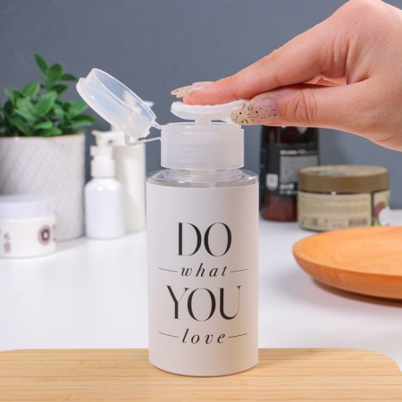 The bottle with the pump "Love What You Do", 200 ml, black/white color-3