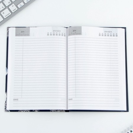 New Year. Classic Diary 7BC A5, 80 L "Happy New Year"-1