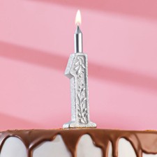 Candle for cake the number 
