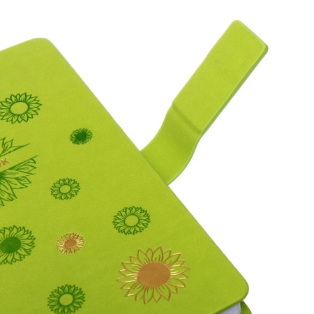 The diary is notathered, A5, 140l, cage, region, with a refrain, flowers, green-5