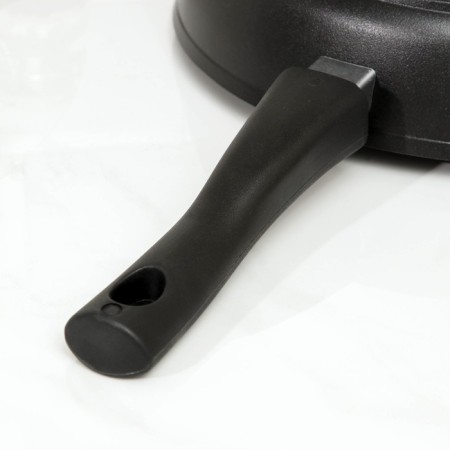 The pan “Tradition”, D = 28 cm, removable handle, anti -stick coating, black color-3