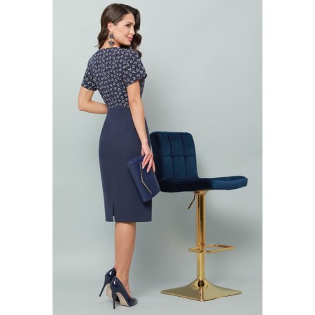Women's dress, size 44-4