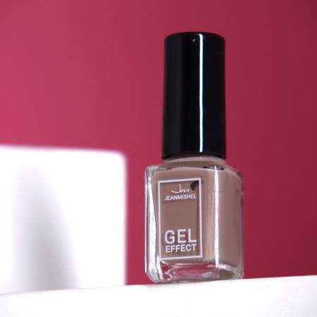 Nail polish with gel effect, jeanmishel, tone 352, beige matte, 6 ml