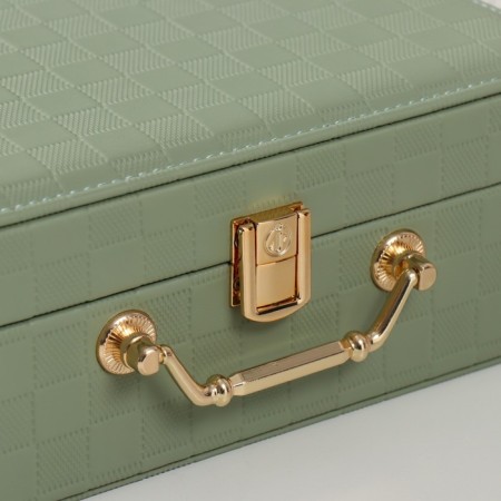 Casket to the leatherette for jewelry "Case. Chess" Green 17.5x24x9 cm-1