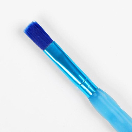 A set of brushes nylon 5 pieces, with colored handles, with rubber holders-3