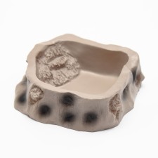 Terrarium feeder, 8.2 x 8 x 2.5 cm