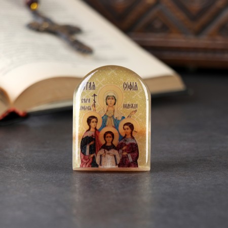 Icon "Faith, Hope, Love", Selenite