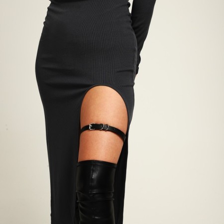 Drinking on the leg, black color-2