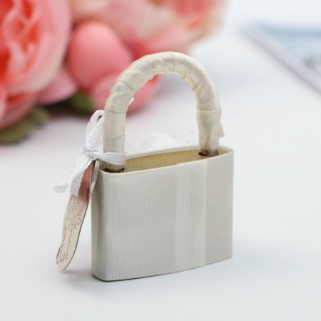 Wedding castle with the key "Council and love."-3