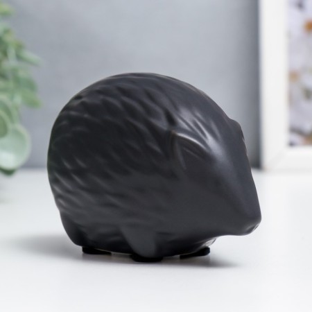 Souvenir Ceramics "Black Little Hedgehog" Matte 5.8x5.2x8.6 cm-1