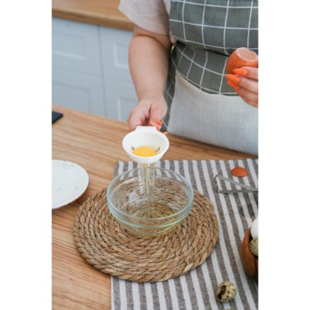 Divator for eggs with a valve fixer, 11 × 7.5 × 3.5 cm, white color-1