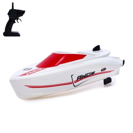 AWG radio -controlled boat works on the battery