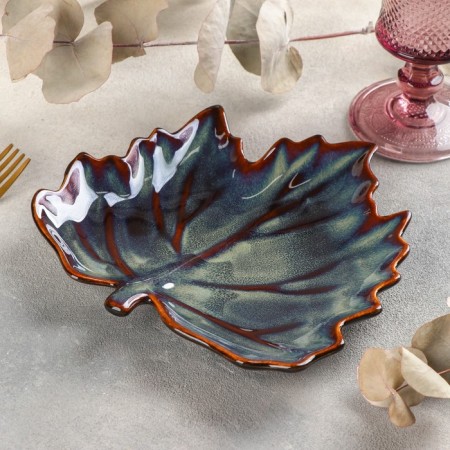 Ceramic serving dish "Leaf", 21 × 20 cm-1