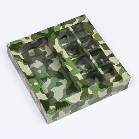 Box for 8 sweets + chocolate, with a window, "camouflage", 17.7 x 17.85 x 3.85 cm-1