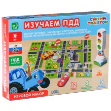 A traffic light with the gaming field 