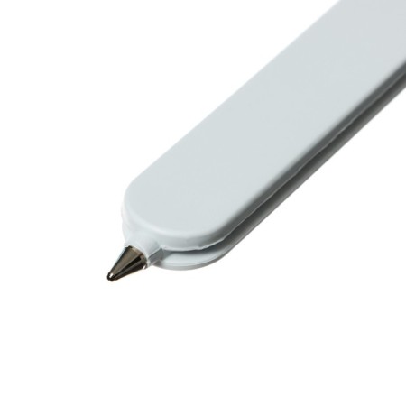 The diary is undathed, PVC cover, A5 format, 140 sheets, cage, elastic band with a handle, mix-6