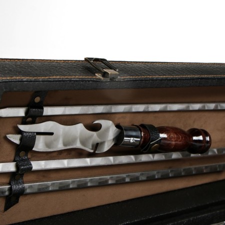 Set with skewers Gift "picnic" in a box from eco-leather No. 3-1