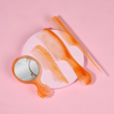 Set of hairdresser, 4 objects, color 