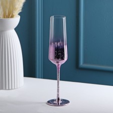 A glass of glass for champagne Magistro 