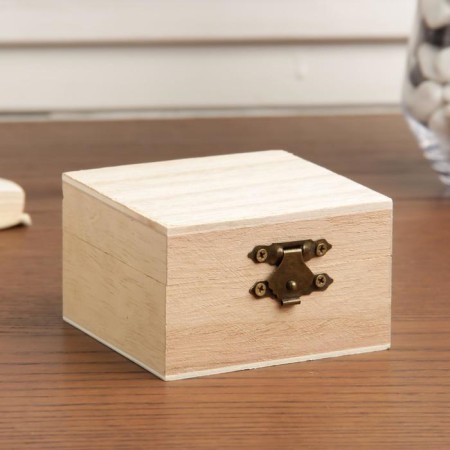 Casket for painting "Square" 8x8x5 cm, mix