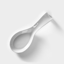 Porcelain stand under the spoon 