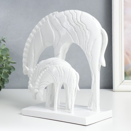 Polystone souvenir "Zebra on a watering" white 10.5x27x26 cm-1