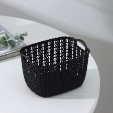 Storage basket with handles 