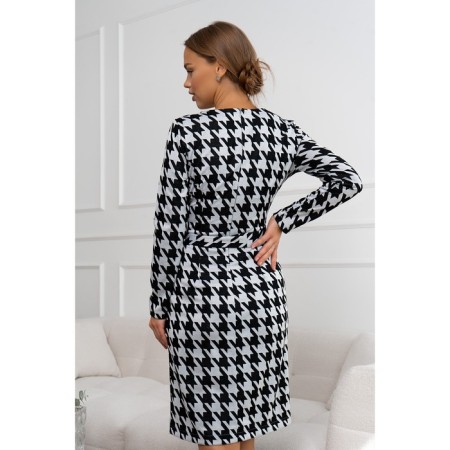 Women's dress, size 48-6