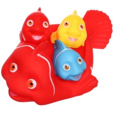 A set of rubber toys for the bathtub 