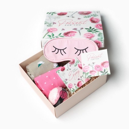 Gift set KAFTAN PRESENT, socks size 36-39 (23-25 ​​cm), bathtub bomb, sleep mask