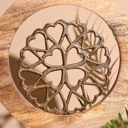 Interior souvenir in the wooden ring "Clover" 30x8x33 cm-2