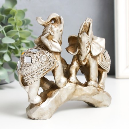 Polystone souvenir "Elephants on stone in blankets with flowers" 14.5x3.8x13 cm-1