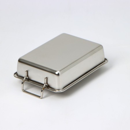 A stainless steel baking sheet is 15.5 × 11.5 × 3.5 cm, with handles, chrome color-1