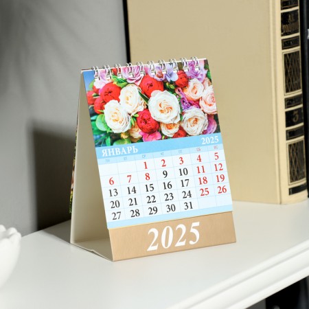 Desktop calendar, house "Flowers in painting" 2025, 10 x 14 cm-1