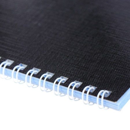 Notebook of 48 sheets in a cage, on the crest of Metallic "Black", Bumvinyl-2