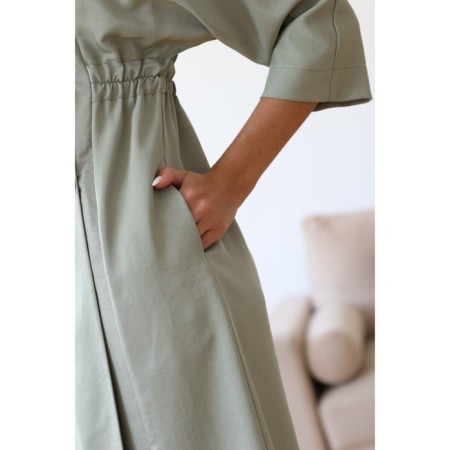 Women's dress, size 46-9