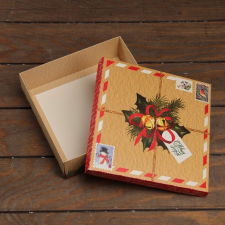 The box is folding, the cover is a "New Year gift" 20 x 20 x 6 cm-3