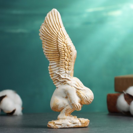 Figure "Girl Angel" 15x8x6cm, gilding