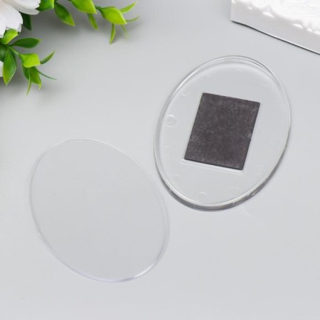 Harvesting of an acrylic magnet 85x60 mm is a transparent oval (set 2 parts+package)