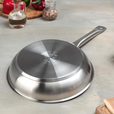 Pan, d = 26 cm, h = 5 cm, triple bottom, induction-3