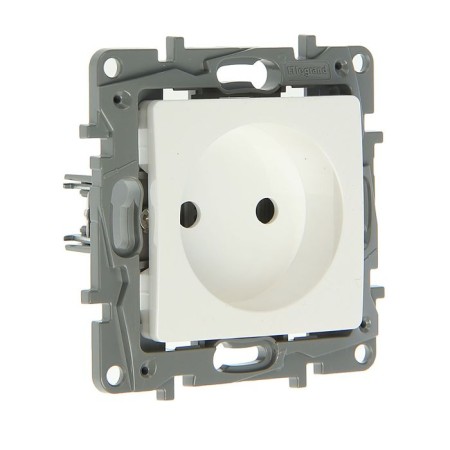 LEGRAND ETIKA 672220, 16 A, single, hidden, without salary, white