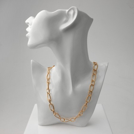 The necklace "chain" is different links, color gold, l = 44 cm-2