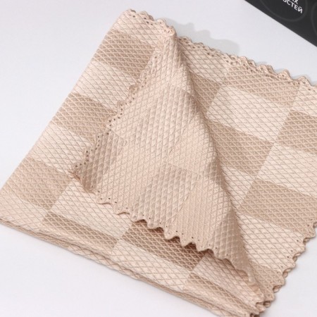 RACCOON microfiber napkin "Chess", 30 × 30 cm, cardboard envelope-1