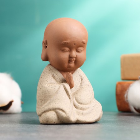 Figure "Buddha", 7x5 cm, gray